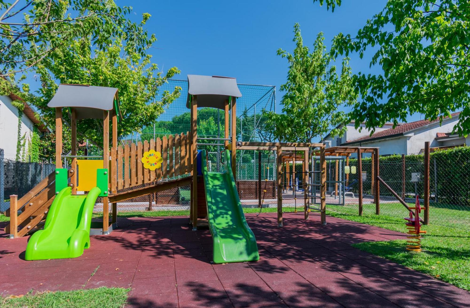 Camping Apuano Marina di Massa Εξωτερικό φωτογραφία